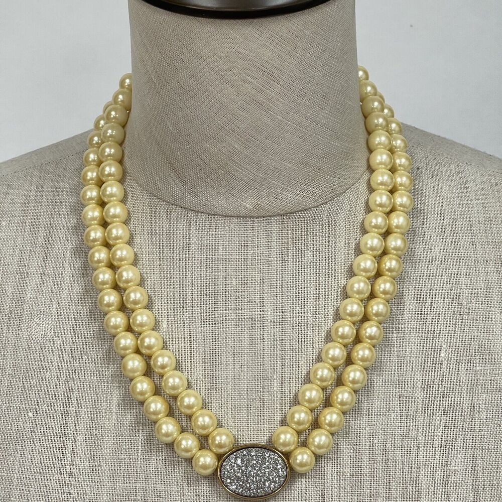 Avon Champagne Light Yellow Faux‎ Pearl Beaded Rhinestone Pendant Necklace